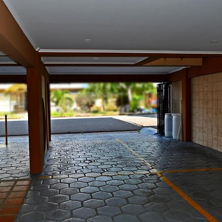 Hotel Cabinas Midey 蓬塔雷纳斯 外观 照片